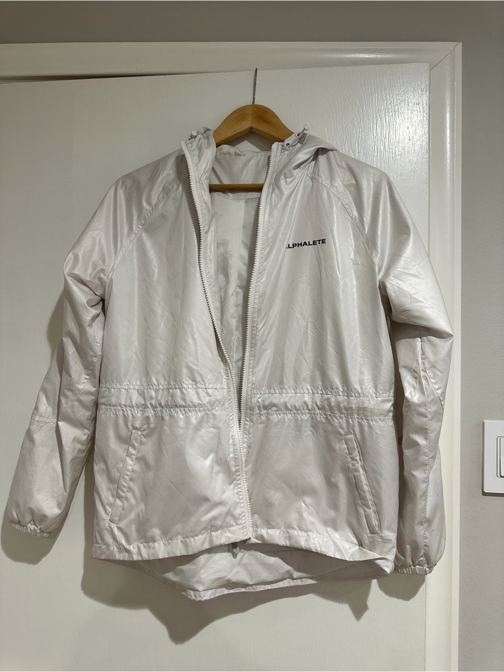 Alphalete Pearl White Packable Hooded Windbreaker